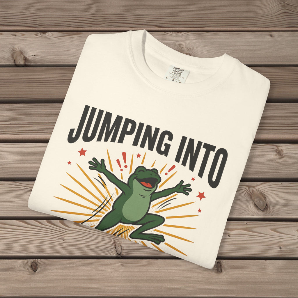 Frog Weekend Hiking T-Shirt