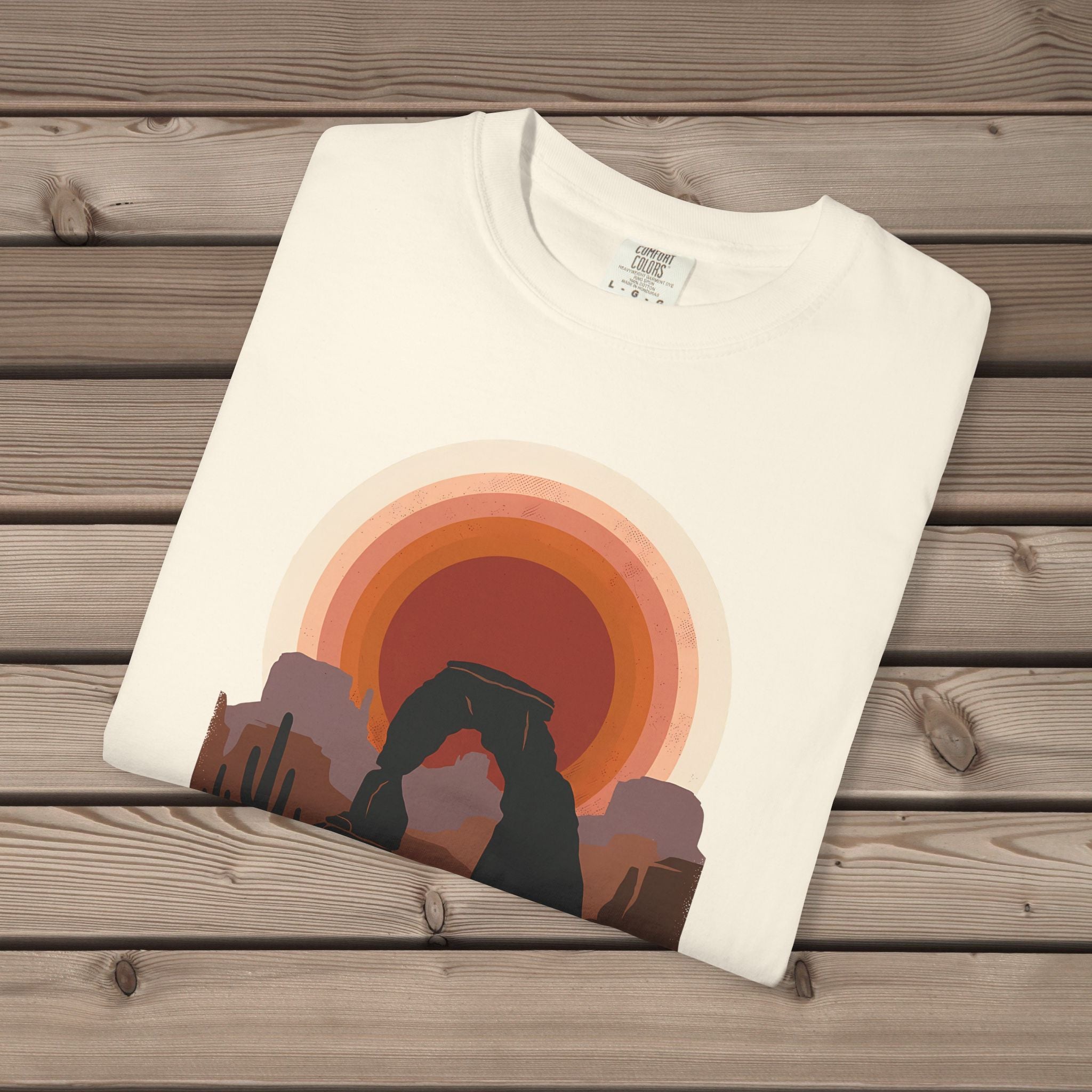 Arches National Park Retro Sunset T-Shirt