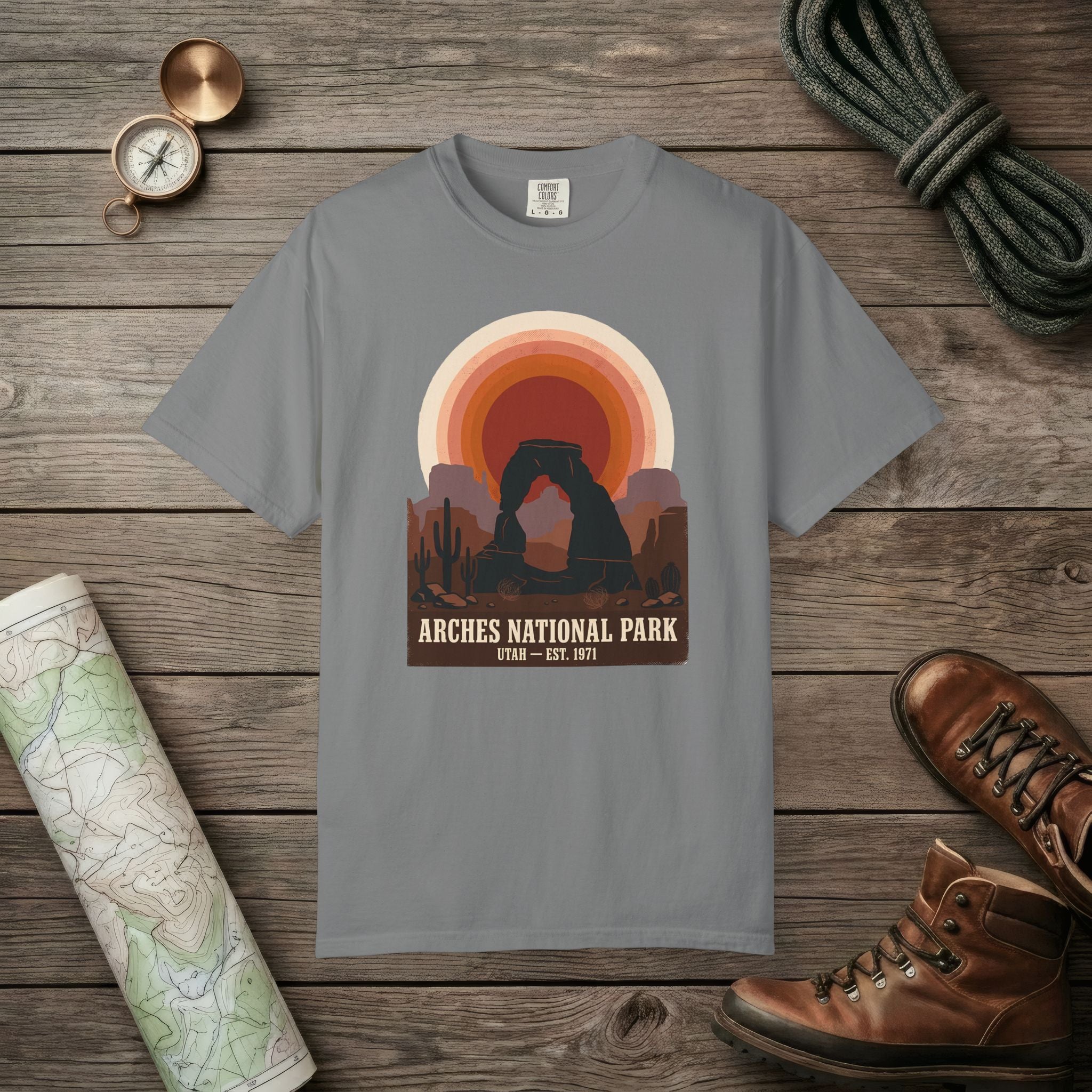 Arches National Park Retro Sunset T-Shirt