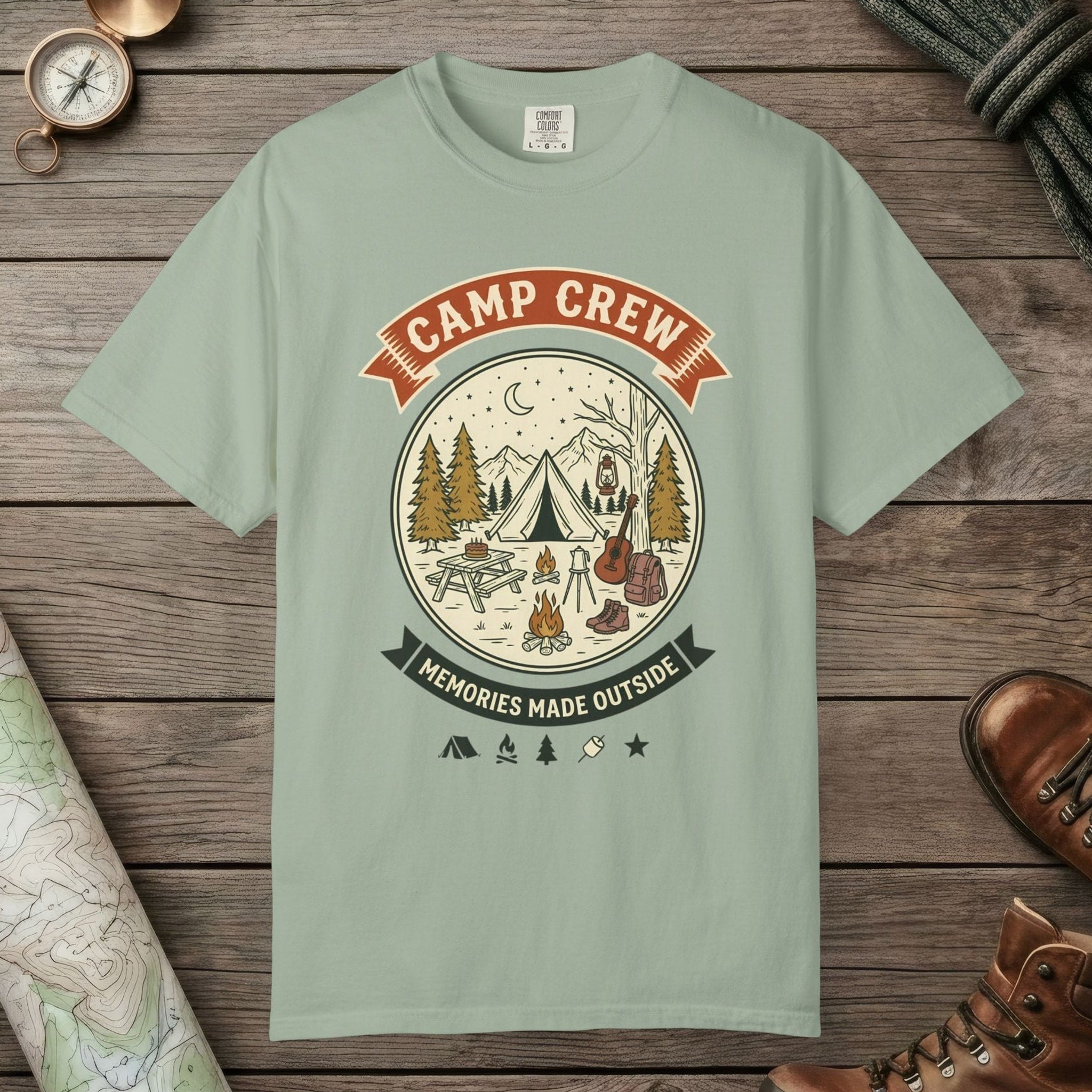 Bay color unisex graphic t-shirt with "Camp Crew Vintage" design