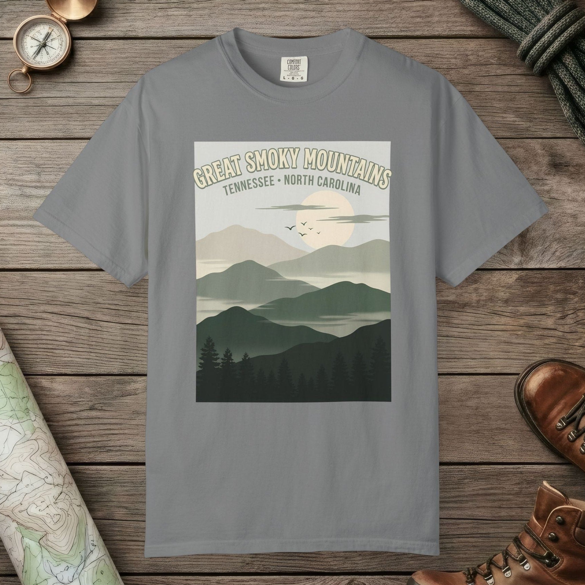 Grey color unisex graphic t-shirt with "Great Smoky Mountains" design