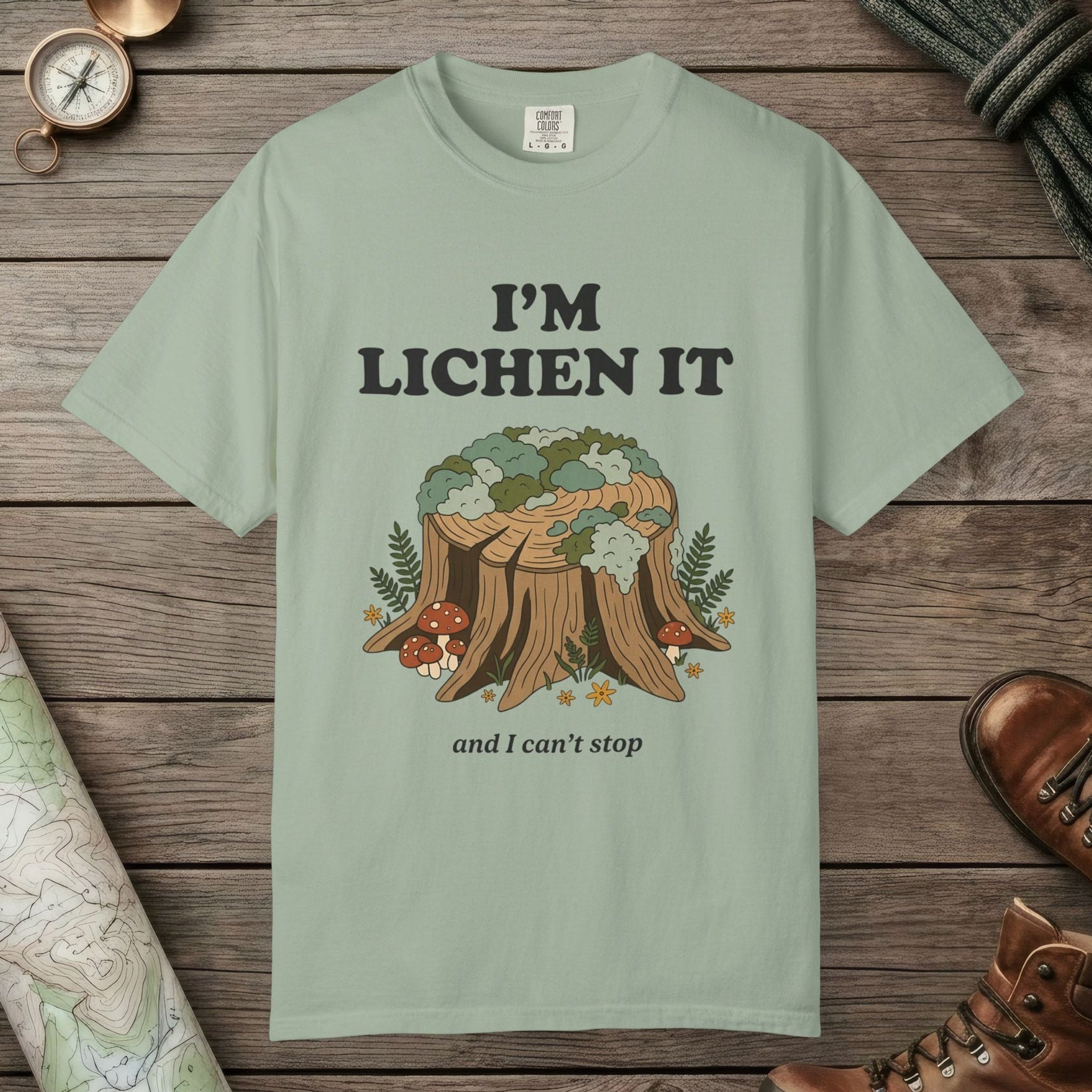 Bay color unisex graphic t-shirt with "I'm Lichen It" design